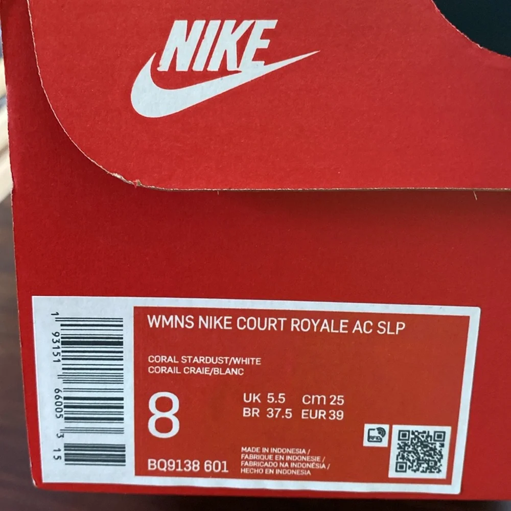 NIKE Woman’s Nike Court Royale AC SLP - Picture 5 of 5